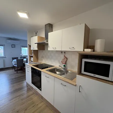 Apartma Vinko شقة