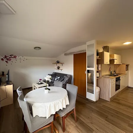 Apartma Vinko Lägenhet *